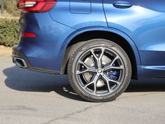 2019款 xDrive40i 尊享型 M运动套装