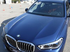 2019款 xDrive40i 尊享型 M运动套装