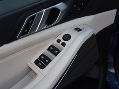 2019款 xDrive40i 尊享型 M运动套装