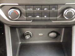 2018款  2.0T四驱领航型大双4D20D