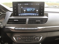 2018款  2.0T四驱领航型大双4D20D