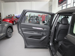 2019款 2.5L 两驱尊贵型