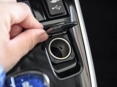 2019款 1.8L E-CVT旗舰版