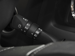 2019款 1.8L E-CVT领先版