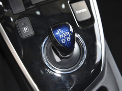 2019款 1.8L E-CVT领先版