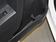 2019款 1.8L E-CVT领先版