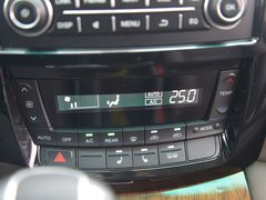 2019款 2.0T 自动旗舰型