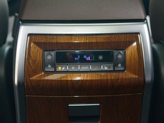 2019款 2.0T 自动旗舰型