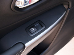 2019款 2.0T 两驱越享版