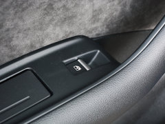 2019款 55 TFSI 尊贵型
