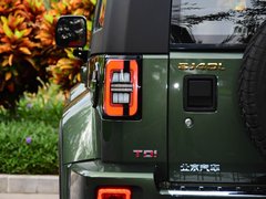 2018款 PLUS 2.0D 手动四驱尊贵型