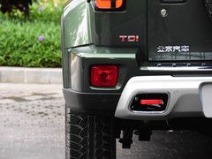 2018款 PLUS 2.0D 手动四驱尊贵型