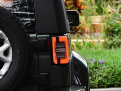 2018款 PLUS 2.0D 手动四驱尊贵型