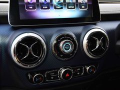 2018款 PLUS 2.0D 手动四驱尊贵型