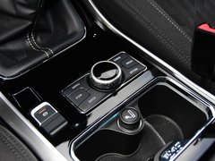 2018款 PLUS 2.0D 手动四驱尊贵型