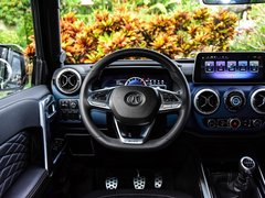 2018款 PLUS 2.0D 手动四驱尊贵型