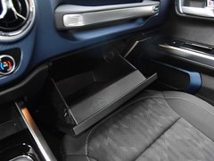 2018款 PLUS 2.0D 手动四驱尊贵型