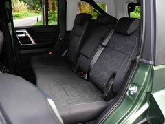 2018款 PLUS 2.0D 手动四驱尊贵型