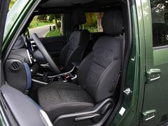 2018款 PLUS 2.0D 手动四驱尊贵型