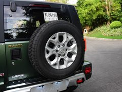 2018款 PLUS 2.0D 手动四驱尊贵型