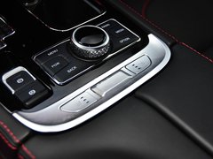 2019款 2.0T 自动四驱城市猎人版尊享型 国V