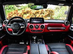 2019款 2.0T 自动四驱城市猎人版尊享型 国V