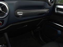 2019款 2.0T 自动四驱城市猎人版尊享型 国V