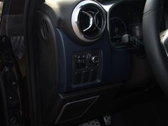 2019款 2.0T 自动四驱城市猎人版尊享型 国V