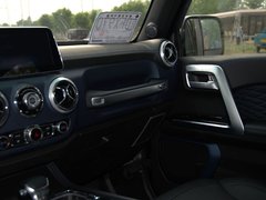 2019款 2.0T 自动四驱城市猎人版尊享型 国V