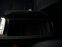 2019款 2.0T 自动四驱城市猎人版尊享型 国V