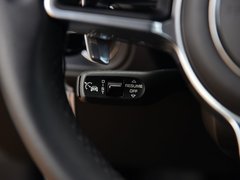 2020款 Macan Turbo 2.9T