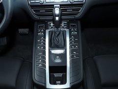2020款 Macan Turbo 2.9T
