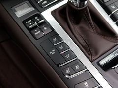 2020款 Macan Turbo 2.9T