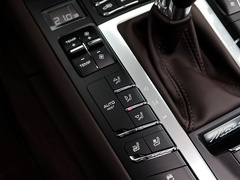 2020款 Macan Turbo 2.9T