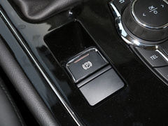 2020款 220T 手动驭领版