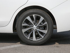 2019款 18T 自动互联精英型 国VI