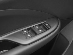 2019款 18T 自动互联精英型 国VI