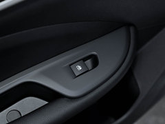 2019款 18T 自动互联精英型 国VI