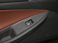 2019款 18T 6座互联豪华型 国VI