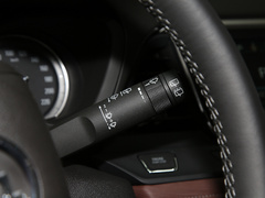 2019款 18T 6座互联豪华型 国VI