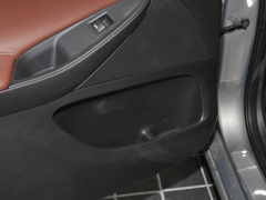 2019款 18T 6座互联豪华型 国VI