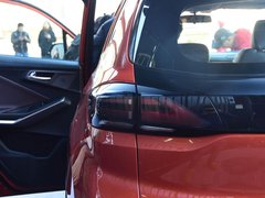2019款 1.5L 自动舒适型 国V