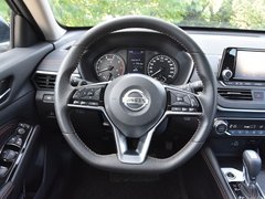 2019款 2.0T XV 智尊版