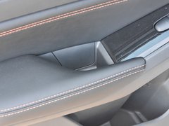 2019款 2.0T XV 智尊版