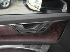 奥迪A6L 2019款 45 TFSI quattro 尊享致雅型