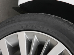 2019款 1.8L 自动智能型GLS纪念款