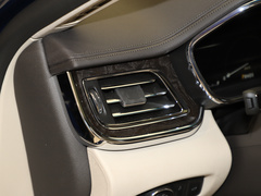 2019款 2.0T 两驱尊耀版 国VI