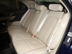 2019款 2.0T 两驱尊耀版 国VI