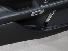 2019款 2.0T 两驱尊享版 国VI