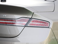 2019款 2.0T 尊耀版 国VI
